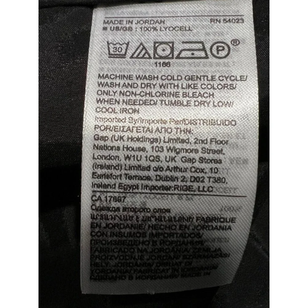 NWT BANANA REPUBLIC 8" Dressy Chino Shorts Sz 4 Black 100% Lyocell #544861 - Picture 4 of 4